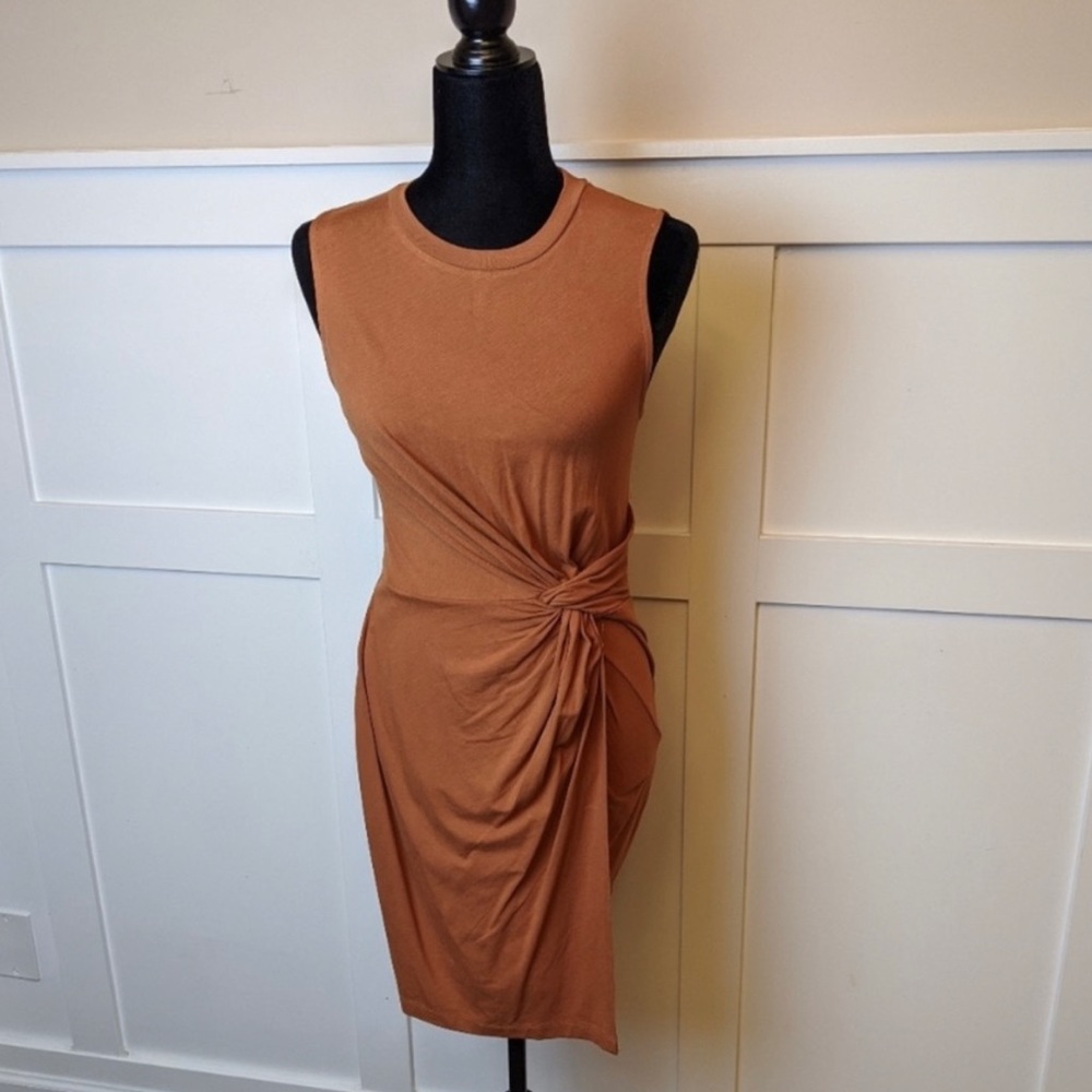 DYNAMITE dress
